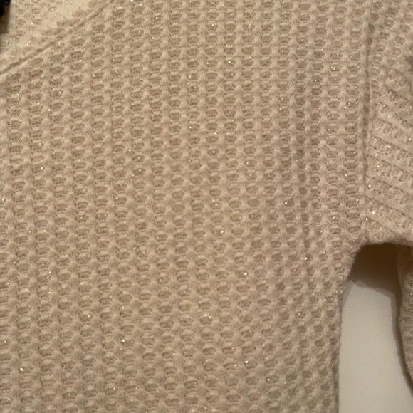 Girls sparkly ruffled high low shirt - Picture 2 of 5